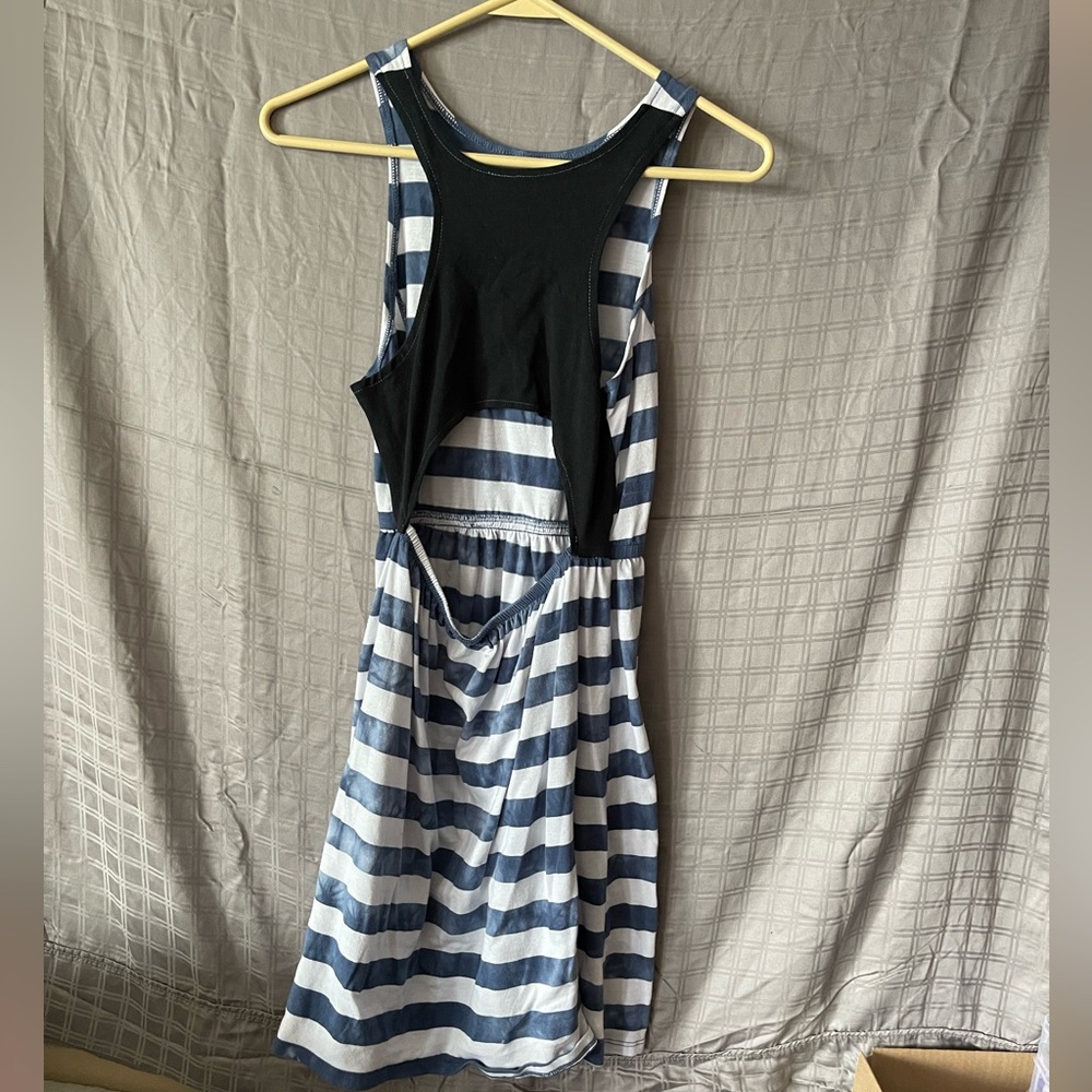 Element Dress - Picture 3 of 5
